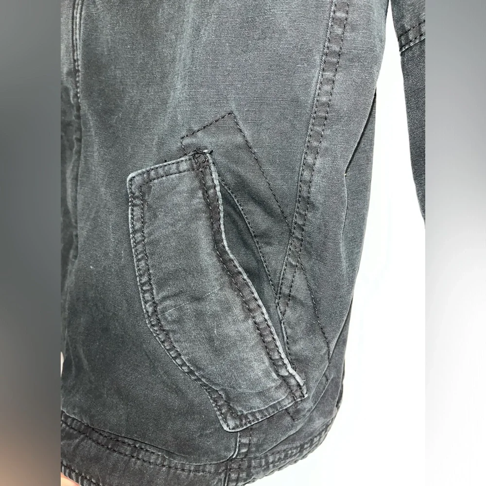 Levi’s Sherpa Lined Chore Jacket with Removable Hooded Sweatshirt; Medium Mens